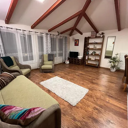 Sisi Apartment *